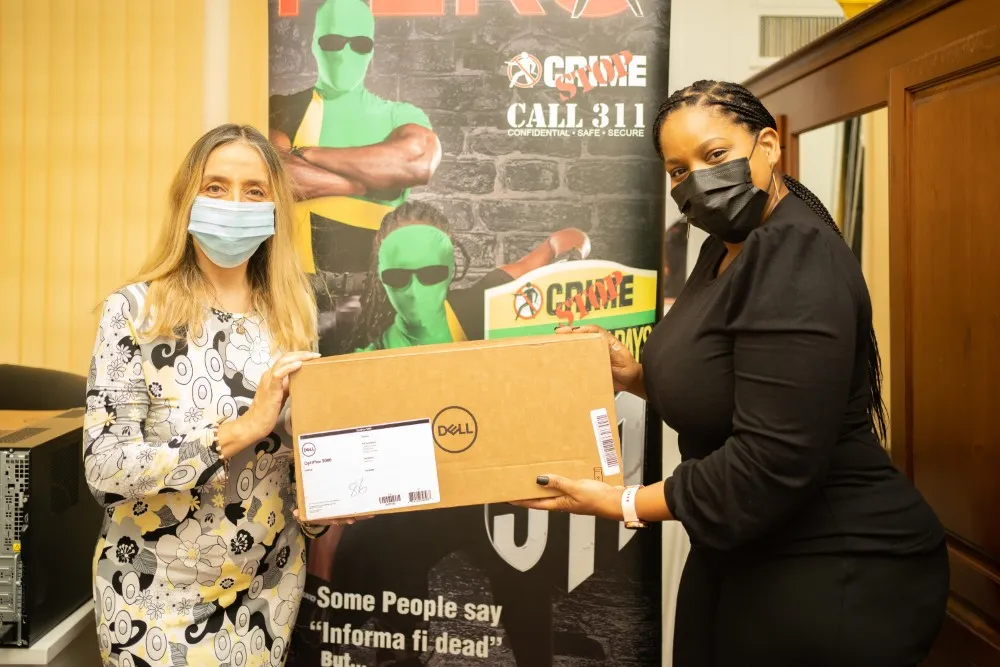 Intcomex Jamaica Donates to Crime Stop